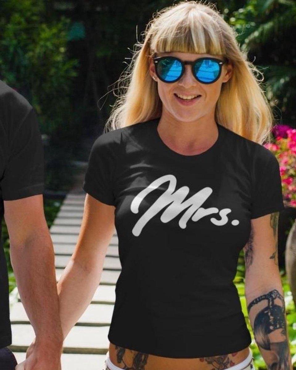 Mr & Mrs T-Shirt Premium (Mrs - Maat L) | Koppel Cadeau | Valentijn Cadeautje voor hem & haar